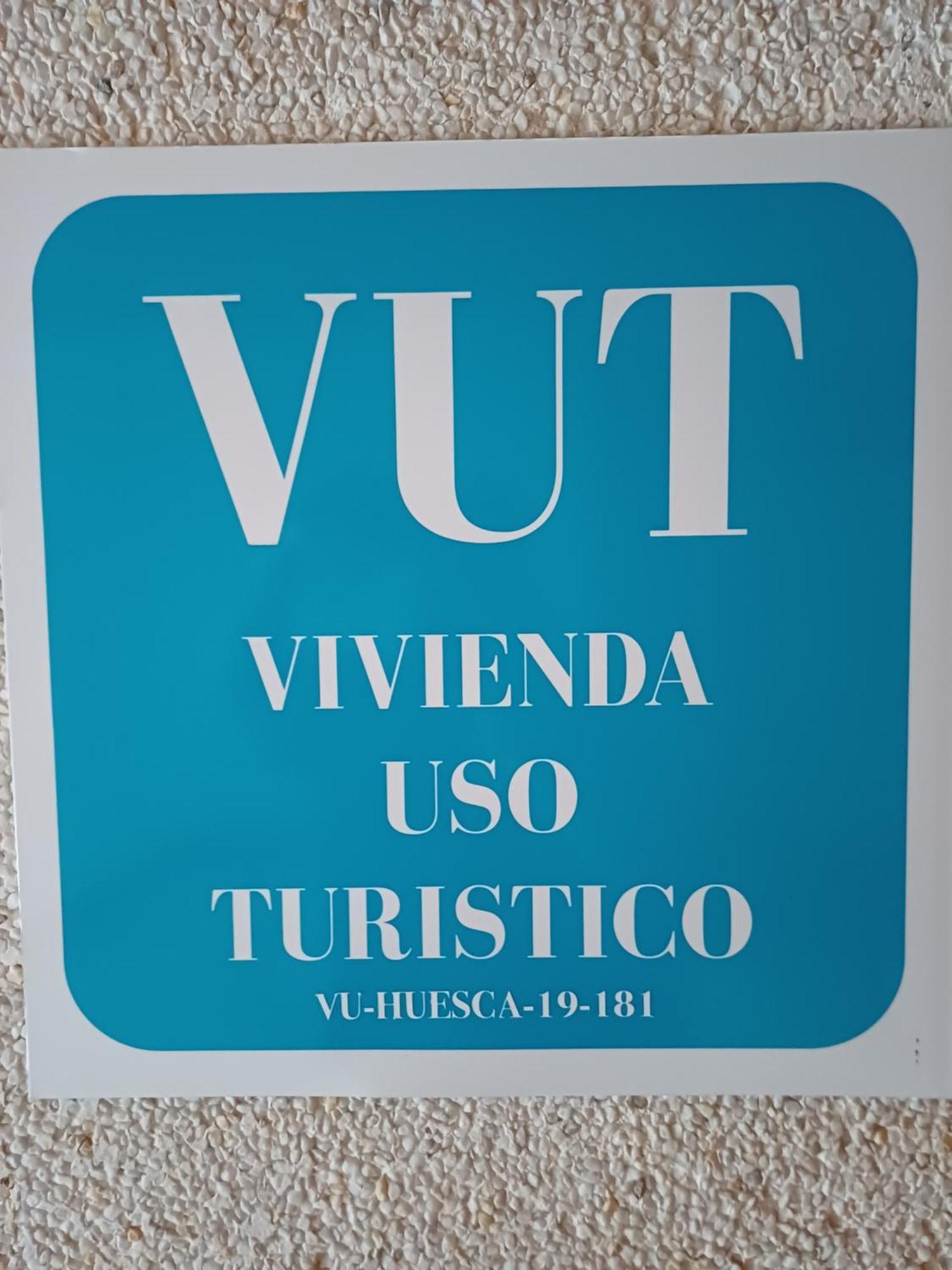 Apartamento Puerta Del Pirineo Sabiñánigo Kültér fotó
