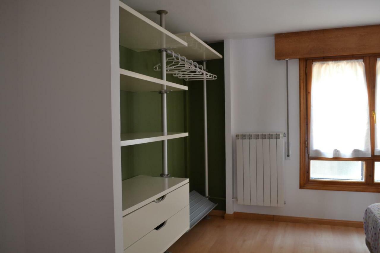 Apartamento Puerta Del Pirineo Sabiñánigo Kültér fotó